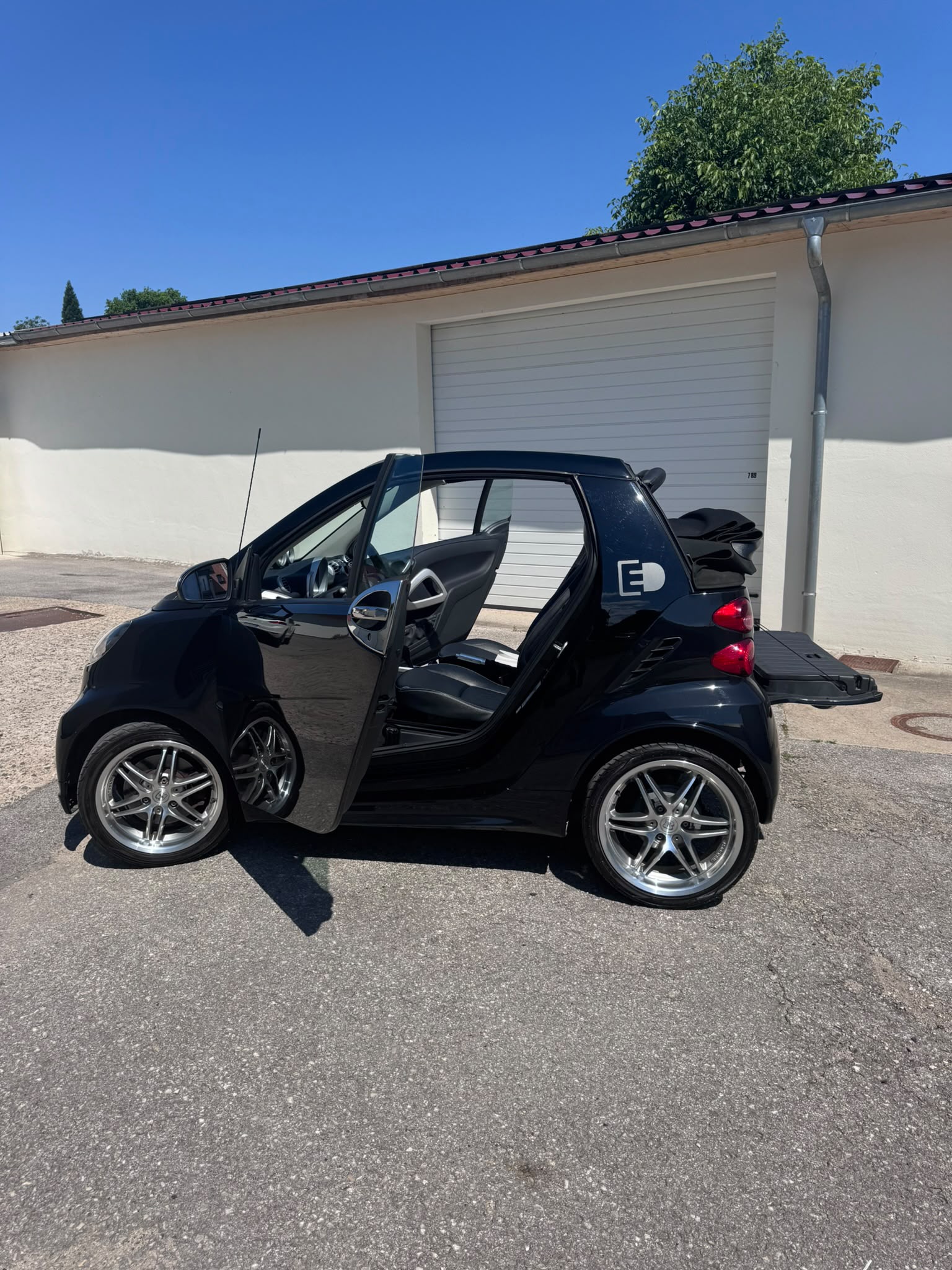 Smart BRABUS Electric Drive Cabrio (451) – Ansicht 2